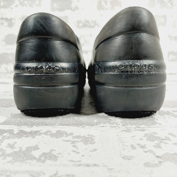 Crocs Women's Neria Pro Graphic  Black Floral Slip On Comfy Work Clogs H835 - Picture 6 of 13